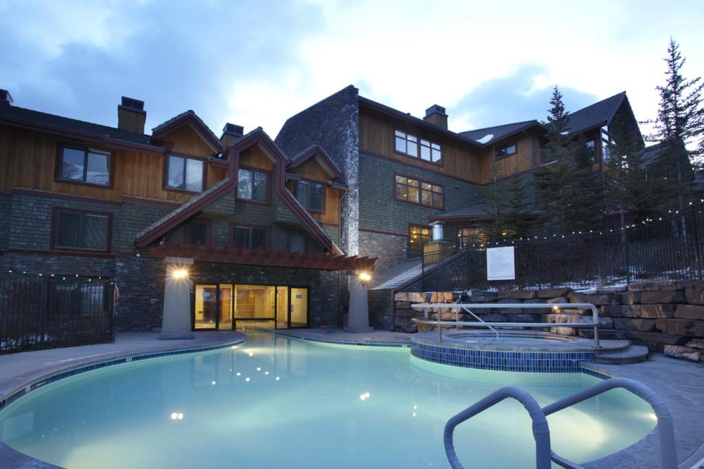 Platinum Suites Resort - Vacation Rentals Canmore Luaran gambar